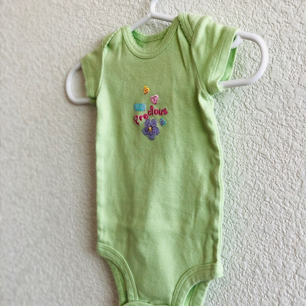 Onsie - Picture 8 of 8